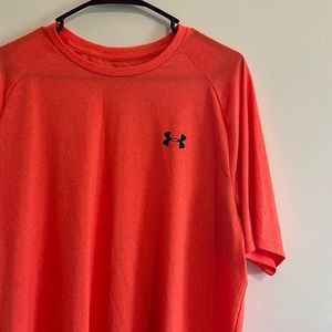 Under Armour t-shirt
